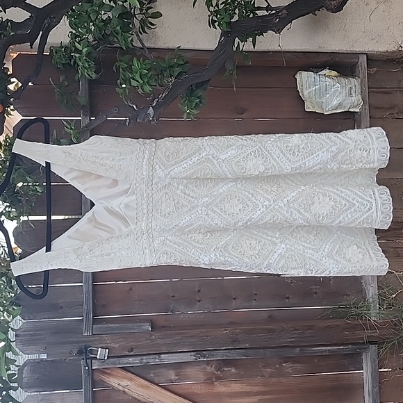 Sue Wong Embroidered Dress, Size 8 - Picture 4 of 14